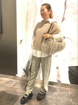 「ARMANI EXCHANGE（アルマーニエクスチェンジ）の【A|X アルマーニ エクスチェンジ】エコファー　ハンドバッグ（ハンドバッグ）」を使った、KNKさん（レディース・153cm）の夏コーディネート