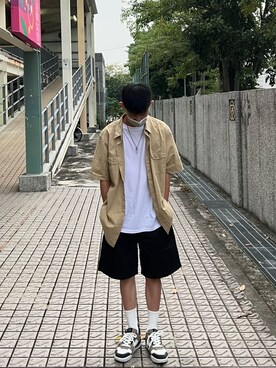「NET（ネット）のアイテム（トップス）」を使った、洪勝さん（メンズ・167cm）の秋コーディネート
