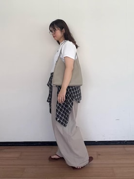 「russet（ラシット）のエニーショルダーバッグ（ショルダーバッグ、ベージュ系）」を使った、moticoooさん（レディース・159cm）の秋コーディネート