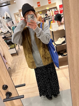 「ファーベスト」｜「アイテム（ニットキャップ/ビーニー）」を使った、にこ。さん（レディース・165cm）の冬コーディネート