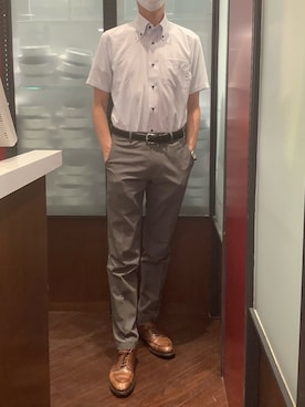 「TOKYO SHIRTS（トウキョウシャツ）の【吸水速乾】【COFREX】形態安定ノンアイロン ボタンダウン 半袖ビジネスワイシャツ（ビジネスシャツ、ブルー系）」を使った、TOKYO SHIRTS おおたかの森店さん（メンズ・177cm）の春コーディネート