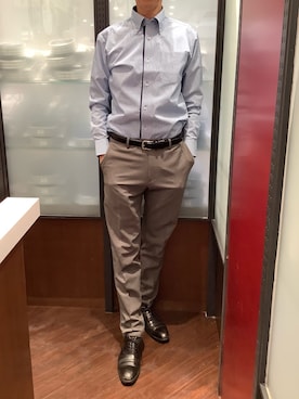 「アイテム（ビジネスシャツ）」を使った、TOKYO SHIRTS おおたかの森店さん（メンズ・177cm）の秋コーディネート