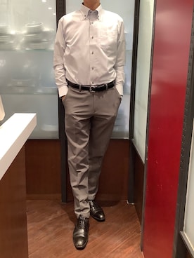 「アイテム（ビジネスシャツ）」を使った、TOKYO SHIRTS おおたかの森店さん（メンズ・177cm）の秋コーディネート