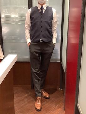 「アイテム（ビジネスシャツ）」を使った、TOKYO SHIRTS おおたかの森店さん（メンズ・177cm）の秋コーディネート