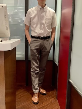 「TOKYO SHIRTS（トウキョウシャツ）の【吸水速乾】 形態安定ノンアイロン ボタンダウン 半袖ビジネスワイシャツ（ビジネスシャツ、ベージュ系）」を使った、TOKYO SHIRTS おおたかの森店さん（メンズ・177cm）の夏コーディネート