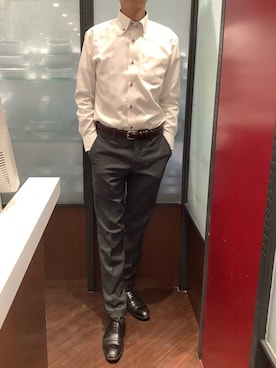 「アイテム（ビジネスシャツ）」を使った、TOKYO SHIRTS おおたかの森店さん（メンズ・177cm）の秋コーディネート
