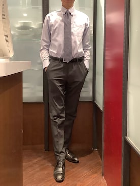 「アイテム（ビジネスシャツ）」を使った、TOKYO SHIRTS おおたかの森店さん（メンズ・177cm）の冬コーディネート