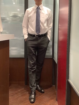 「アイテム（ビジネスシャツ）」を使った、TOKYO SHIRTS おおたかの森店さん（メンズ・177cm）の冬コーディネート