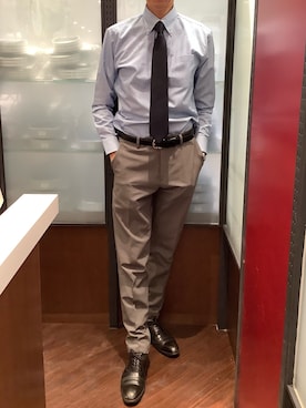 「アイテム（ビジネスシャツ）」を使った、TOKYO SHIRTS おおたかの森店さん（メンズ・177cm）の秋コーディネート