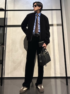 「アイテム（財布）」を使った、IBUKIさん（メンズ・182cm）の秋コーディネート