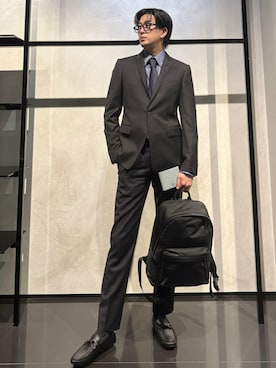 「アイテム（財布）」を使った、IBUKIさん（メンズ・182cm）の秋コーディネート