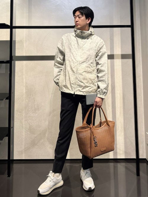 EMPORIO ARMANI☆ロゴ チャーム ショッパーバッグ♪送料込 EMPORIO ARMANI トートバッグ 「エンポリオ アルマーニ