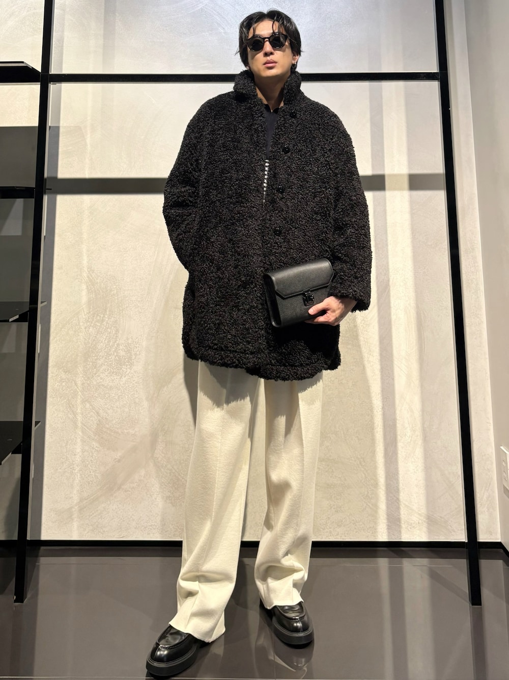 EMPORIO ARMANIのチェスターコートを使ったメンズ人気ファッション