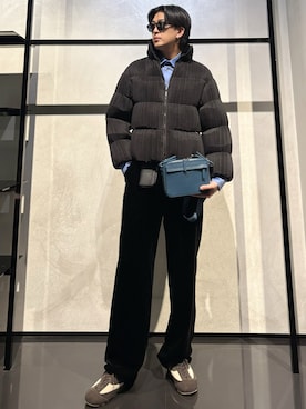 「アイテム（財布/小物、ブラック系）」を使った、IBUKIさん（メンズ・182cm）の冬コーディネート