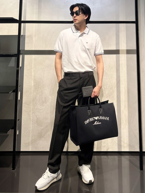 極美品【エンポリオアルマーニ】ストレッチ素材黒ジャケット52 シングルブレストスーツ バージンウール2WAYストレッチ