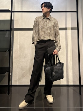 「アイテム（財布）」を使った、IBUKIさん（メンズ・182cm）の秋コーディネート