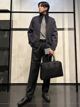 「アイテム（ビジネスバッグ）」を使った、IBUKIさん（メンズ・182cm）の秋コーディネート