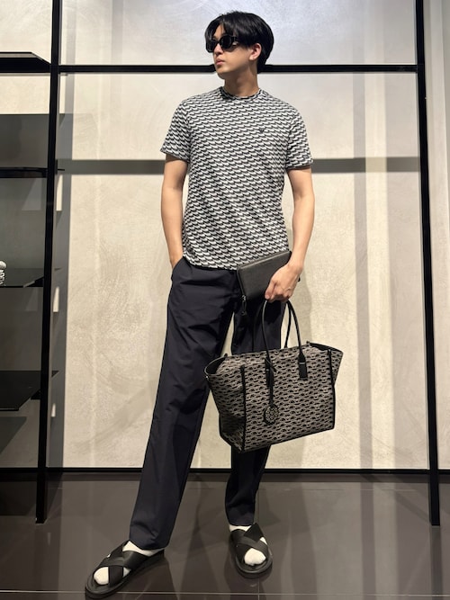 送料・関税込み【EMPORIO ARMANI】ラウンドジップ ウォレット ARMANI』 / アルマーニ ブラック 黒 ラウンドジップ ファスナー