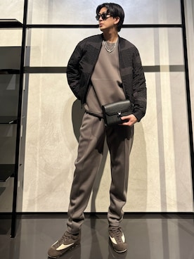 「アイテム（スウェット）」を使った、IBUKIさん（メンズ・182cm）の冬コーディネート