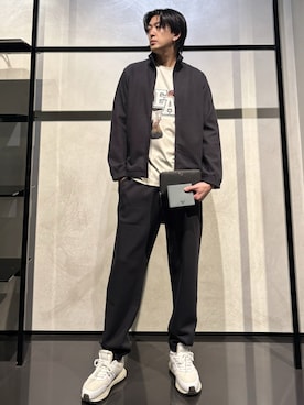 「アイテム（財布）」を使った、IBUKIさん（メンズ・182cm）の冬コーディネート