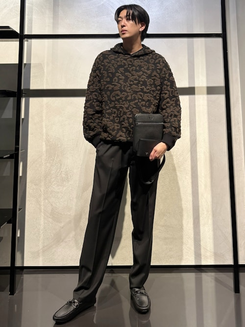 EMPORIO ARMANI セーター ニット 「エンポリオ アルマーニ」フード付き