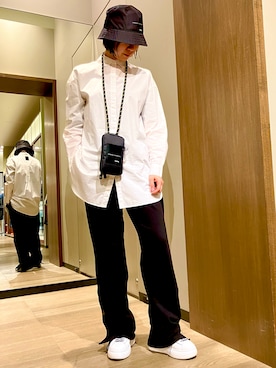 「ジャージーパンツ」｜「アイテム（財布/小物）」を使った、TANAYURIさん（レディース・166cm）の春コーディネート