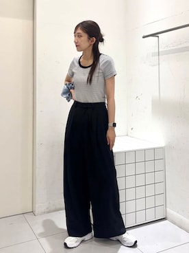「SENSE OF PLACE by URBAN RESEARCH（センスオブプレイスバイアーバンリサーチ）の3タックスラックスワイドパンツ（その他パンツ）」を使った、sakiさん（レディース・166cm）の夏コーディネート