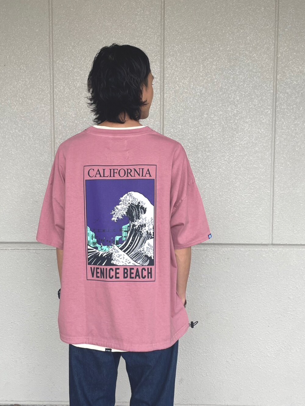 「ゴードンミラー、キャルオーライン、GORDON MILLER、CALOLINE、JACK&MARIE、ららぽーと名古屋、Tシャツ」｜「GORDON MILLERのアイテム（Tシャツ/カットソー、ピンク系）」を使った、takaiさん（メンズ・175cm）の春コーディネートの1枚目の写真