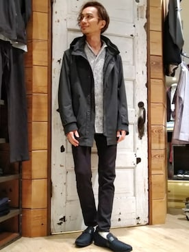 「アイテム（ローファー、ブルー系）」を使った、NICOLE CLUB FOR MENさん（メンズ・170cm）の秋コーディネート