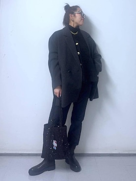 「アイテム（Tシャツ/カットソー、ブラック系）」を使った、kyokyon9120さん（レディース・169cm）の冬コーディネート