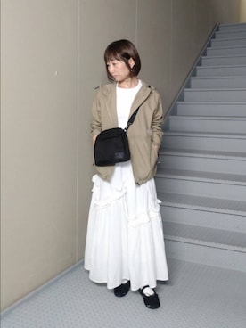 「アイテム（ナイロンジャケット）」を使った、mayuさん（レディース・153cm）の秋コーディネート