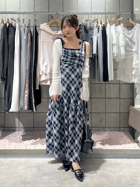 「Heather（ヘザー）のリボンショルダーBAG　129447（ショルダーバッグ、グレー系）」を使った、りさこさんの春コーディネート