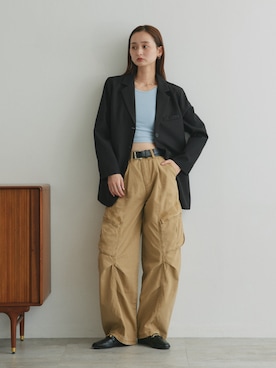 「アイテム（カーゴパンツ）」を使った、ad thieさん（レディース・169cm）の秋コーディネート