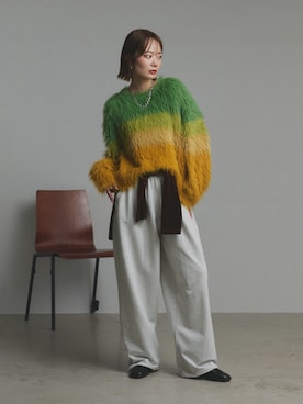 「アイテム（スウェットパンツ、ベージュ系）」を使った、ad thieさん（レディース・162cm）の秋コーディネート