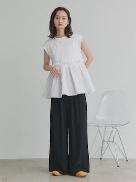 「ad thie（アドティエ）のフリルドッキング ノースリーブ Tシャツ（Tシャツ/カットソー、ホワイト系）」を使った、ad thieさん（レディース・154cm）の春コーディネート