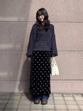 「ITEMS URBANRESEARCH（アイテムズ アーバンリサーチ）のシャギーボリュームスリーブニット（ニット/セーター、ブルー系）」を使った、kotoriさん（レディース・160cm）の秋コーディネート