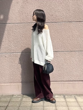 「URBAN RESEARCH ROSSO WOMEN（アーバンリサーチ　ロッソ）のスパンコールシアーニット（ニット/セーター、ホワイト系）」を使った、kotoriさん（レディース・160cm）の秋コーディネート