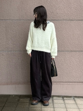 「ITEMS URBANRESEARCH（アイテムズ アーバンリサーチ）のシャギーボリュームスリーブニット（ニット/セーター、ホワイト系）」を使った、kotoriさん（レディース・160cm）の秋コーディネート
