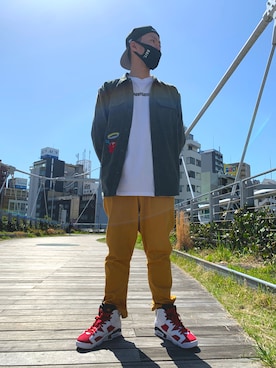 「UNDEFEATED （アンディフィーテッド）のアイテム（Tシャツ/カットソー）」を使った、mochitomoさん（メンズ・178cm）の春コーディネート