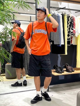 「アイテム（Tシャツ/カットソー、オレンジ系）」を使った、ゆたろさん（メンズ・179cm・20代）の夏コーディネート