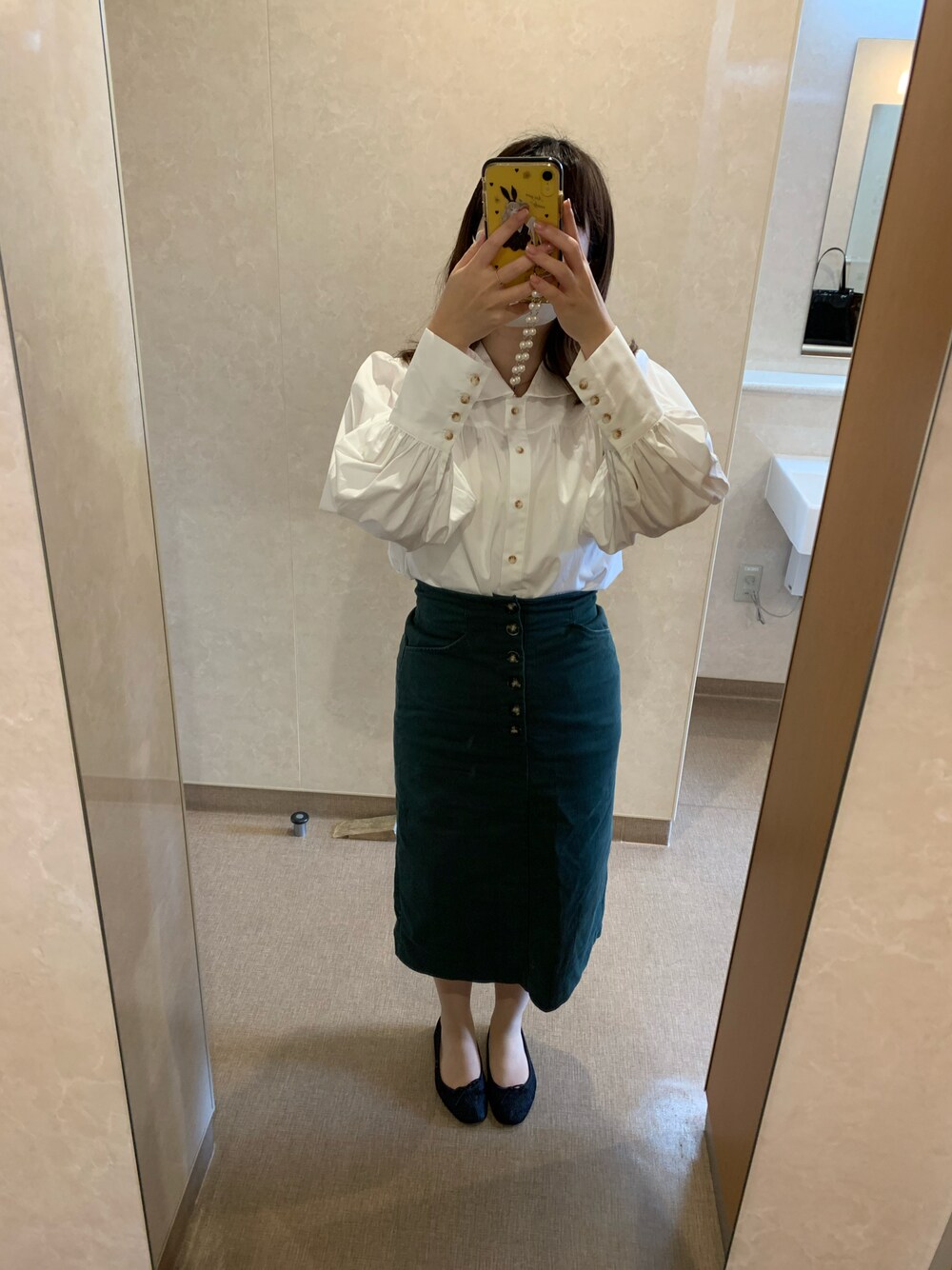 「秋コーデ、大人カジュアル、オトナ女子、秋冬コーデ、おしゃれさんと繋がりたい、大人かわいい、ボリューム袖、低身長コーデ」｜「UNITED ARROWSのアイテム（スカート、グリーン系）」を使った、chocomintocotocoさん（レディース・155cm）の秋コーディネートの1枚目の写真