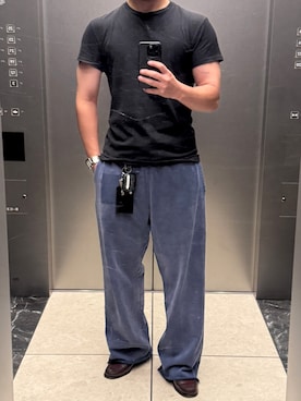 「アイテム（パスケース）」を使った、orsh1ngさん（メンズ・174cm）の秋コーディネート