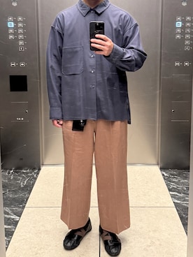 「アイテム（パスケース）」を使った、orsh1ngさん（メンズ・174cm）の秋コーディネート