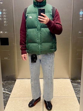 「アイテム（ダウンベスト、グリーン系）」を使った、orsh1ngさん（メンズ・174cm）の冬コーディネート
