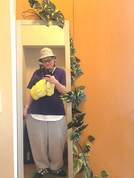 「KANGOL（カンゴール）のアイテム（帽子）」を使った、えちご屋さん（レディース・168cm）の春コーディネート