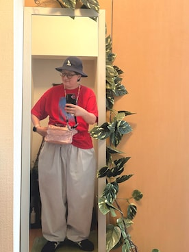 「KANGOL（カンゴール）のアイテム」を使った、えちご屋さん（レディース・168cm）の夏コーディネート