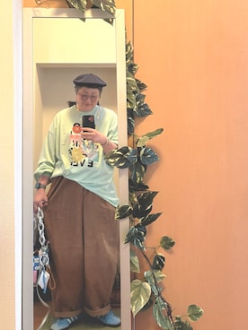 「アイテム（ハンチング/ベレー帽）」を使った、えちご屋さん（レディース・168cm）の秋コーディネート