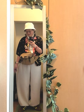 「Casselini（キャセリーニ）のアイテム」を使った、えちご屋さん（レディース・168cm）の夏コーディネート