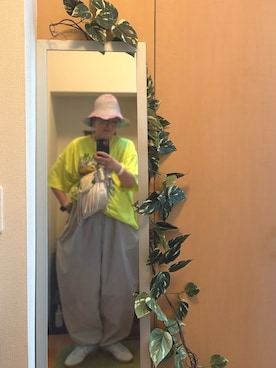 「FQH（エフキューエイチ）のアイテム（帽子、その他）」を使った、えちご屋さん（レディース・168cm）の夏コーディネート