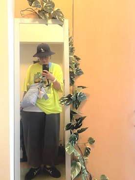 「KANGOL（カンゴール）のアイテム（帽子、ブルー系）」を使った、えちご屋さん（レディース・168cm）の秋コーディネート